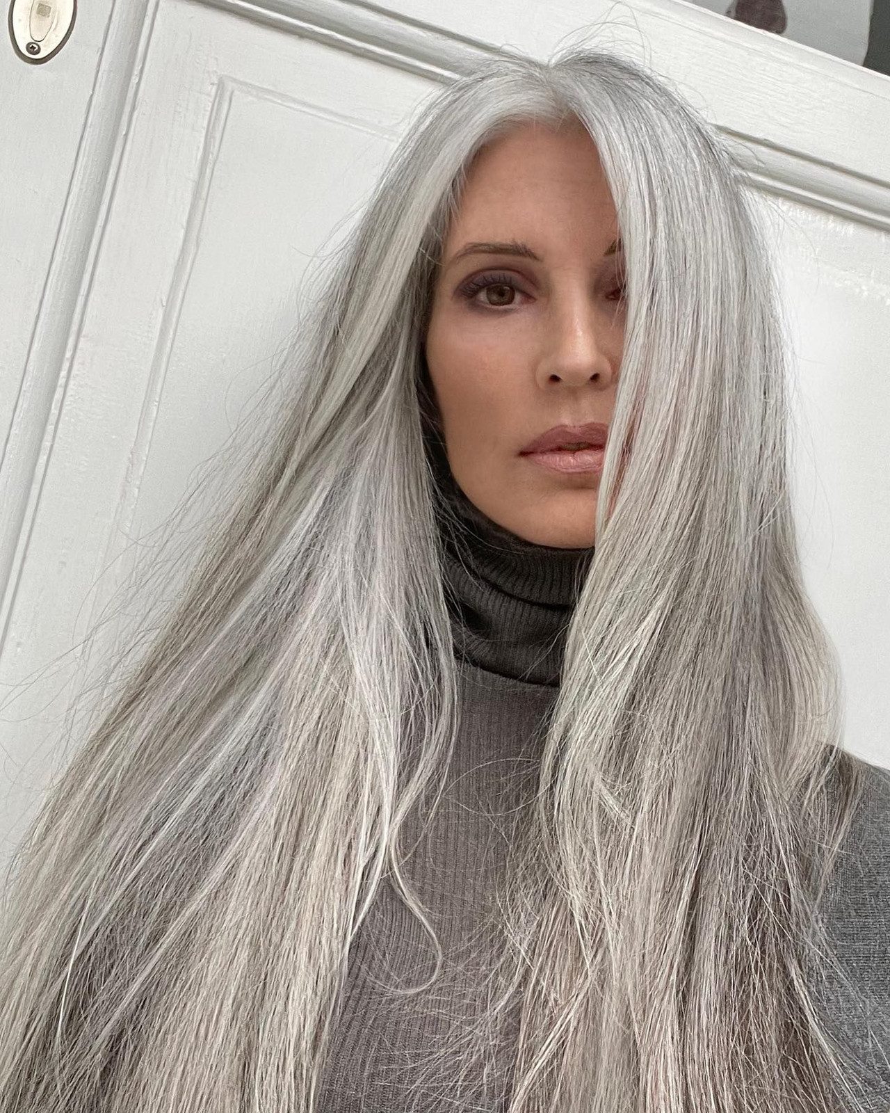 Sleek Mid-Back Silver Gray — Long Gray Hair