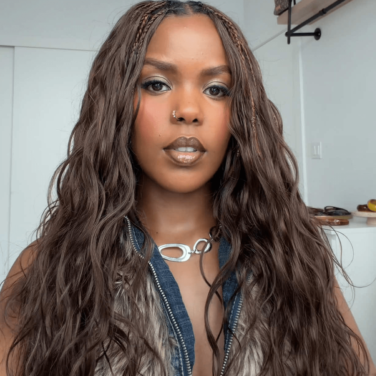 Wavy Dark Brown With Subtle Highlights — Miracle Knot Braids