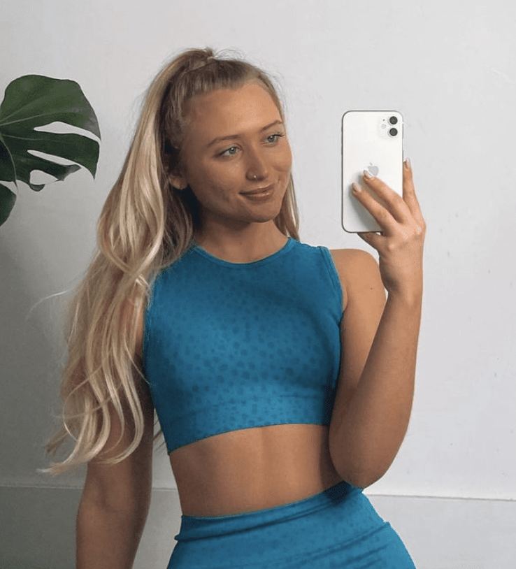 High Ponytail With Side Bangs High Ponytail With Side Bangs — Gym Hairstyles
