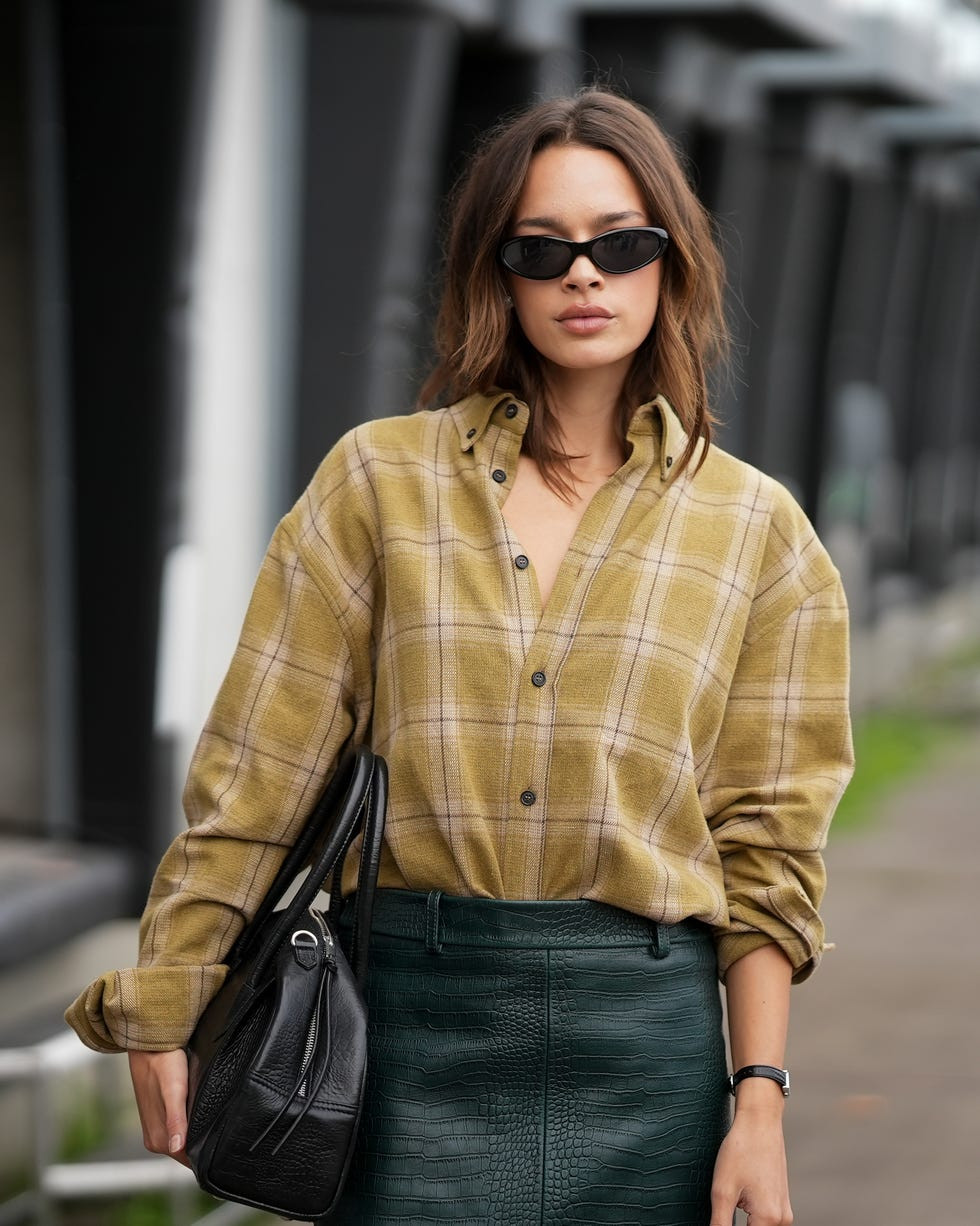 Plaid Shirt Meets Faux Leather Skirt for an Edgy Corporate Vibe Plaid Shirt Meets Faux Leather Skirt for an Edgy Corporate Vibe — Corporate Baddie Outfits