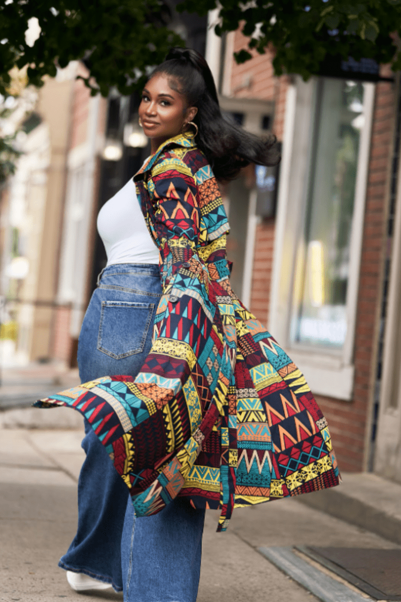 Geometric Print Duster Jacket Over Jeans Geometric Print Duster Jacket Over Jeans — Afrocentric Outfits