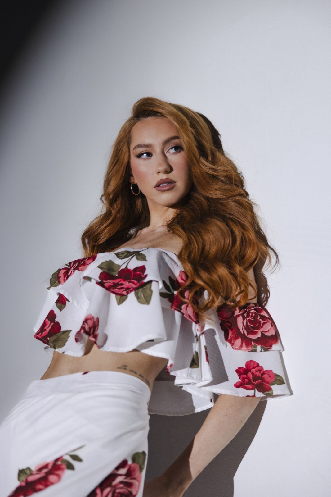 Vibrant Copper Red Long Layers — Hair Color for Latinas