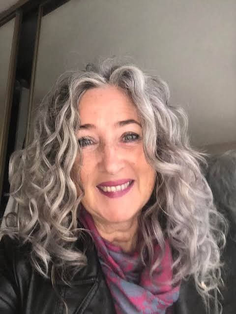 Shoulder Visual Idea Shoulder Visual Idea — Gray Natural Hair