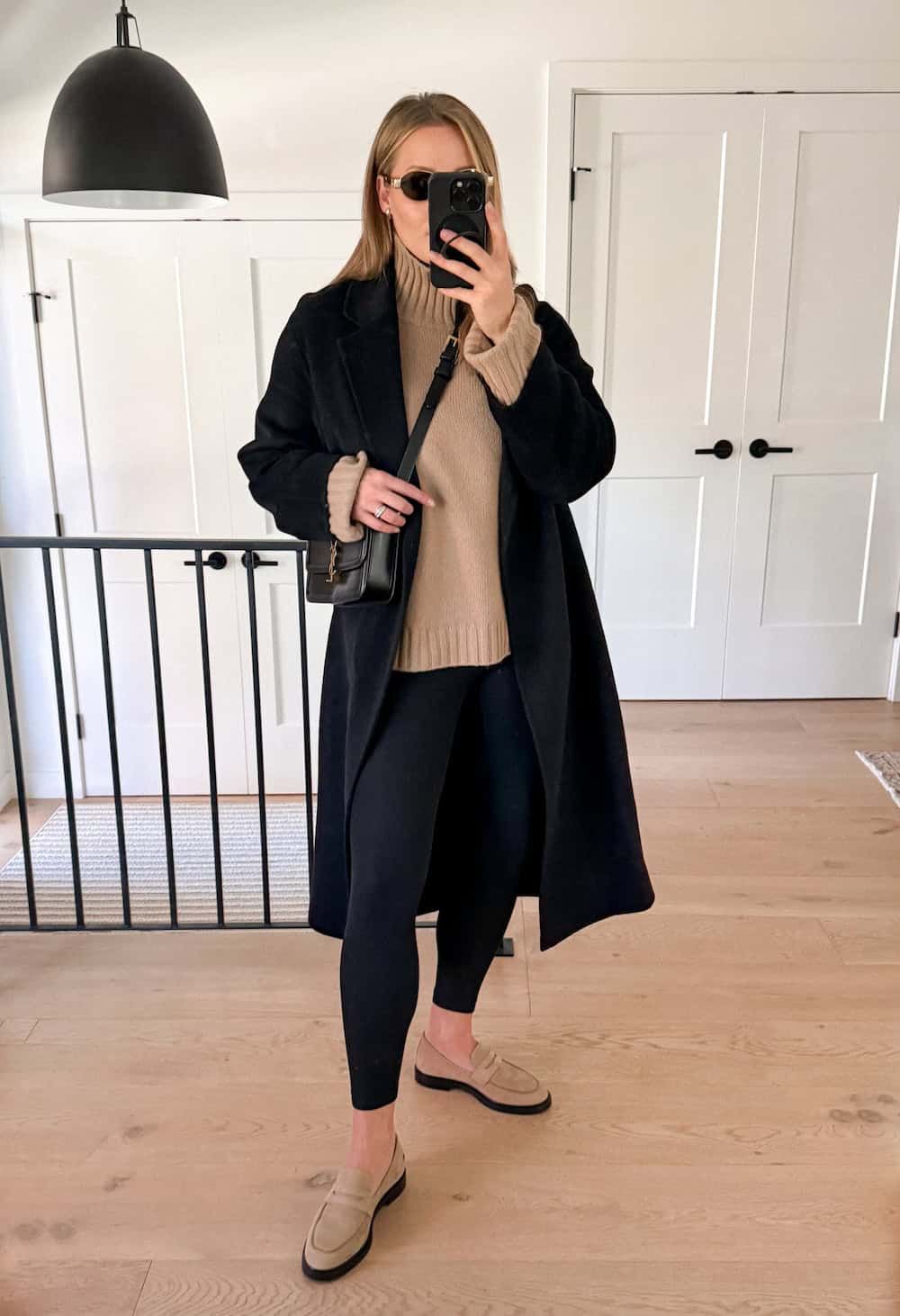 Cold Weather Layers: Oversized Coat and Leggings Cold Weather Layers: Oversized Coat and Leggings — Platform Loafers Outfits