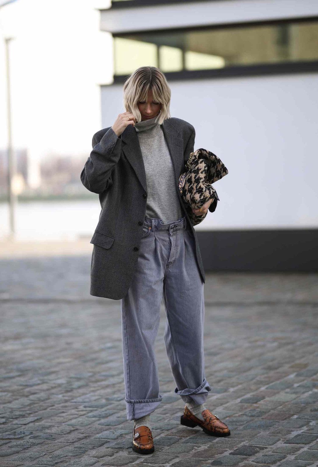 Textural Contrast: Patterned Loafers with Pleated Jeans and an Oversized Blazer — Loafers with Jeans Outfits