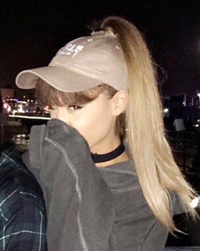 Mid-Back High Ponytail with Blunt Bangs Mid-Back High Ponytail with Blunt Bangs — Baseball Cap Hairstyles