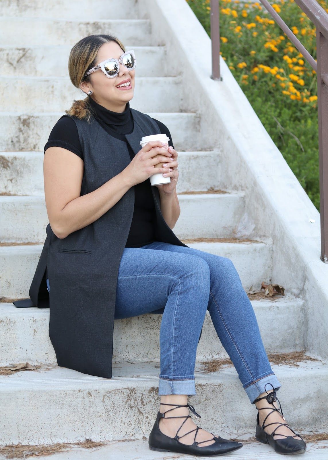 Long Grey Vest and Turtleneck for a Classic Coffee Date Long Grey Vest and Turtleneck for a Classic Coffee Date — Coffee Date Outfits