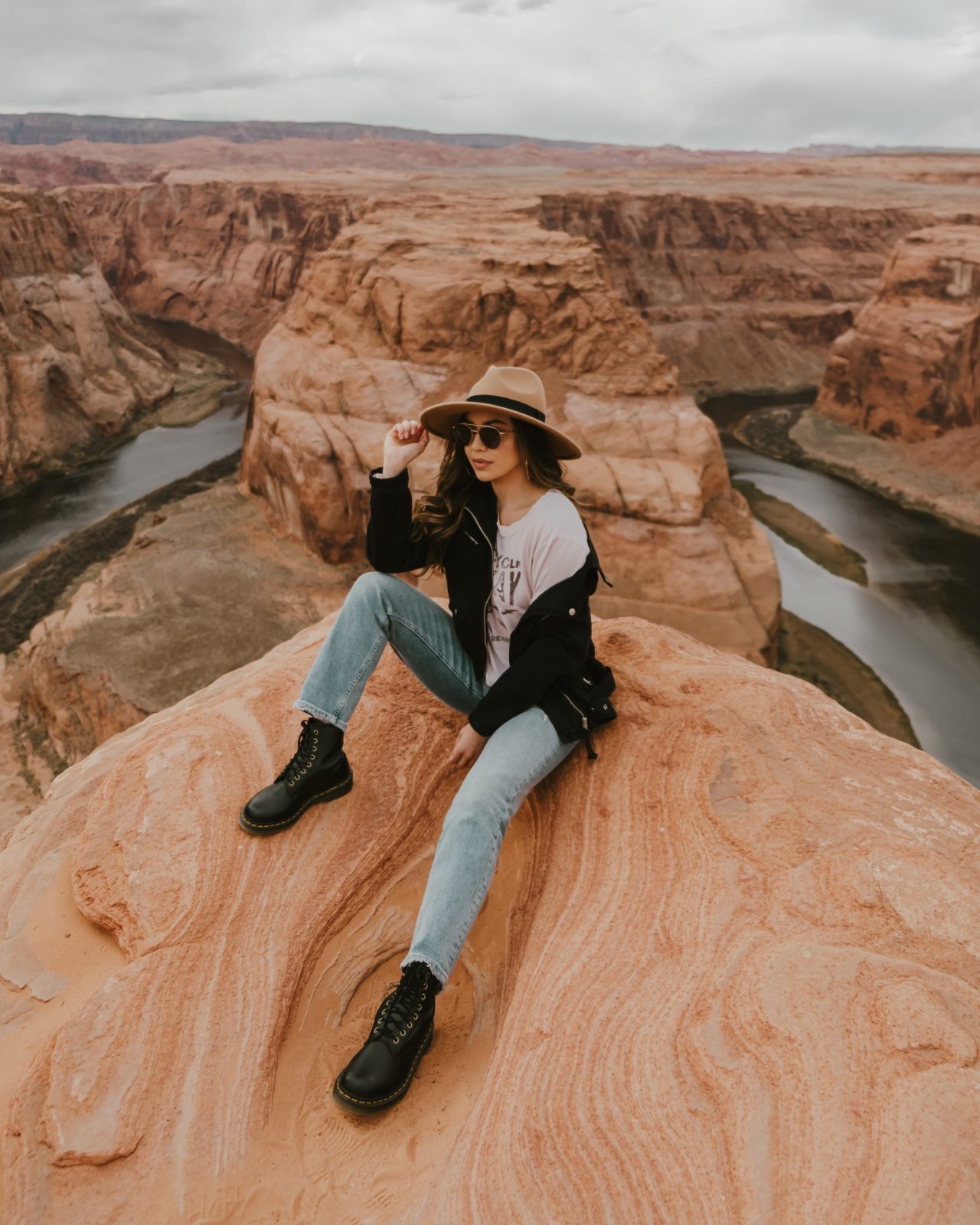 Canyon Explorer: Black Jacket and Denim Layers — Grand Canyon Outfits