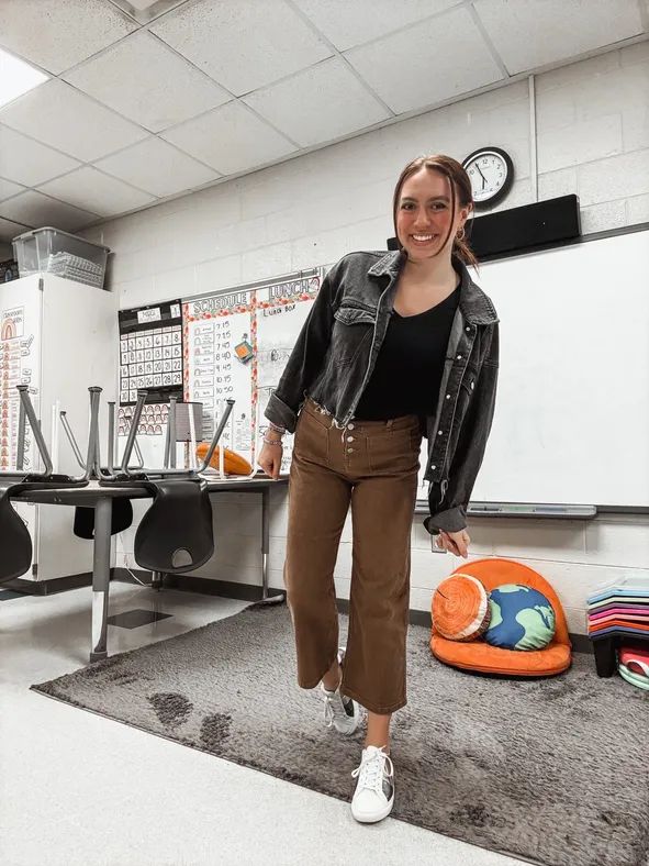 Cropped Denim Jacket with Wide-Leg Pants Cropped Denim Jacket with Wide-Leg Pants — Elementary Teacher Outfits