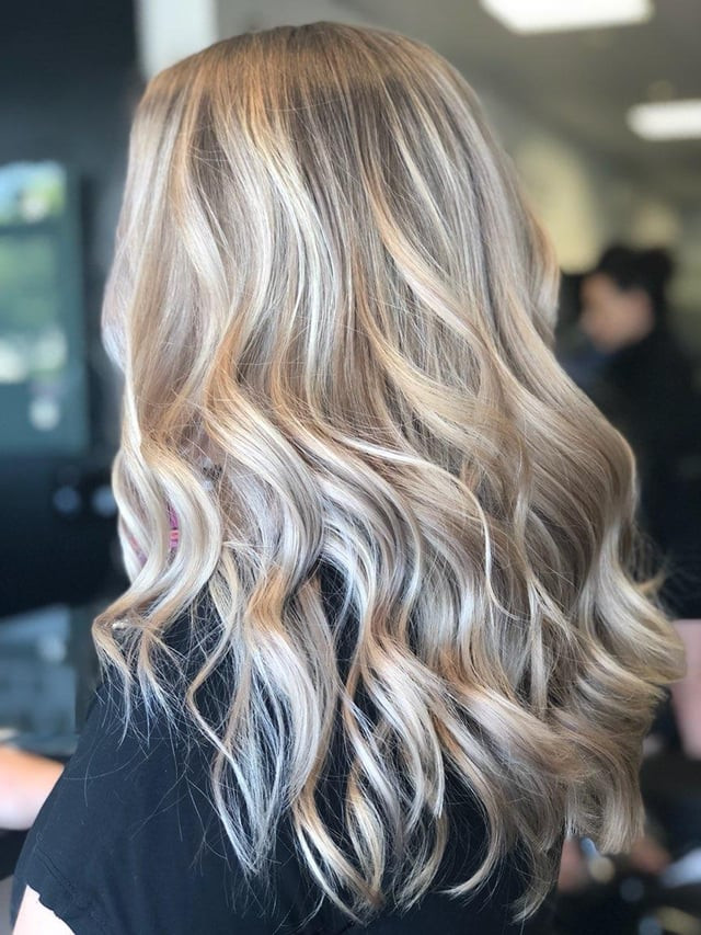 Mid-Back Ash Blonde With Platinum Babylights Mid-Back Ash Blonde With Platinum Babylights