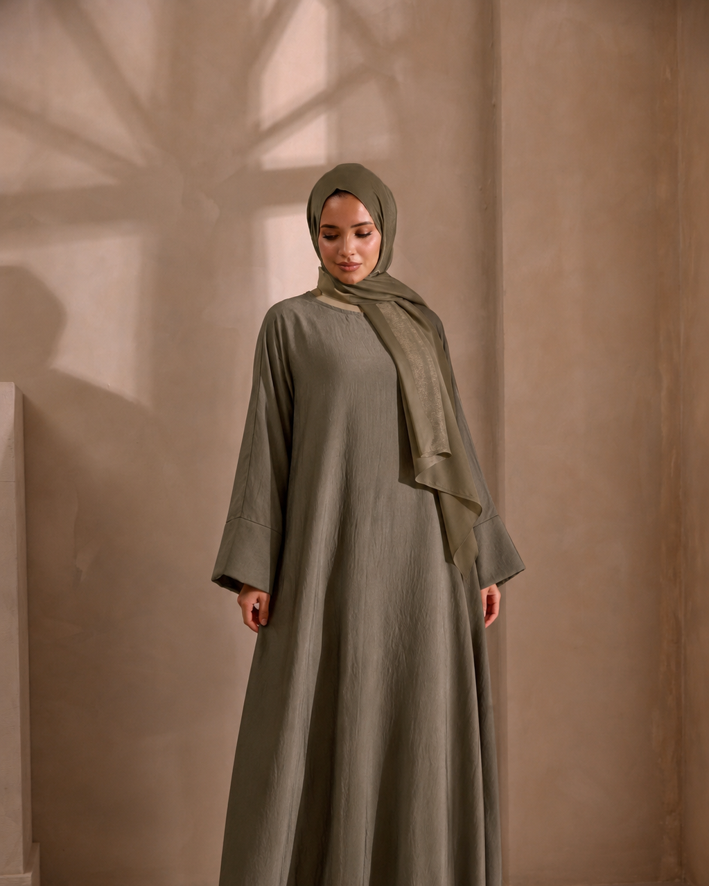 Olive Green Abaya with Gold Hijab for Elegant Casual Dressing Olive Green Abaya with Gold Hijab for Elegant Casual Dressing — Casual Hijab Outfits