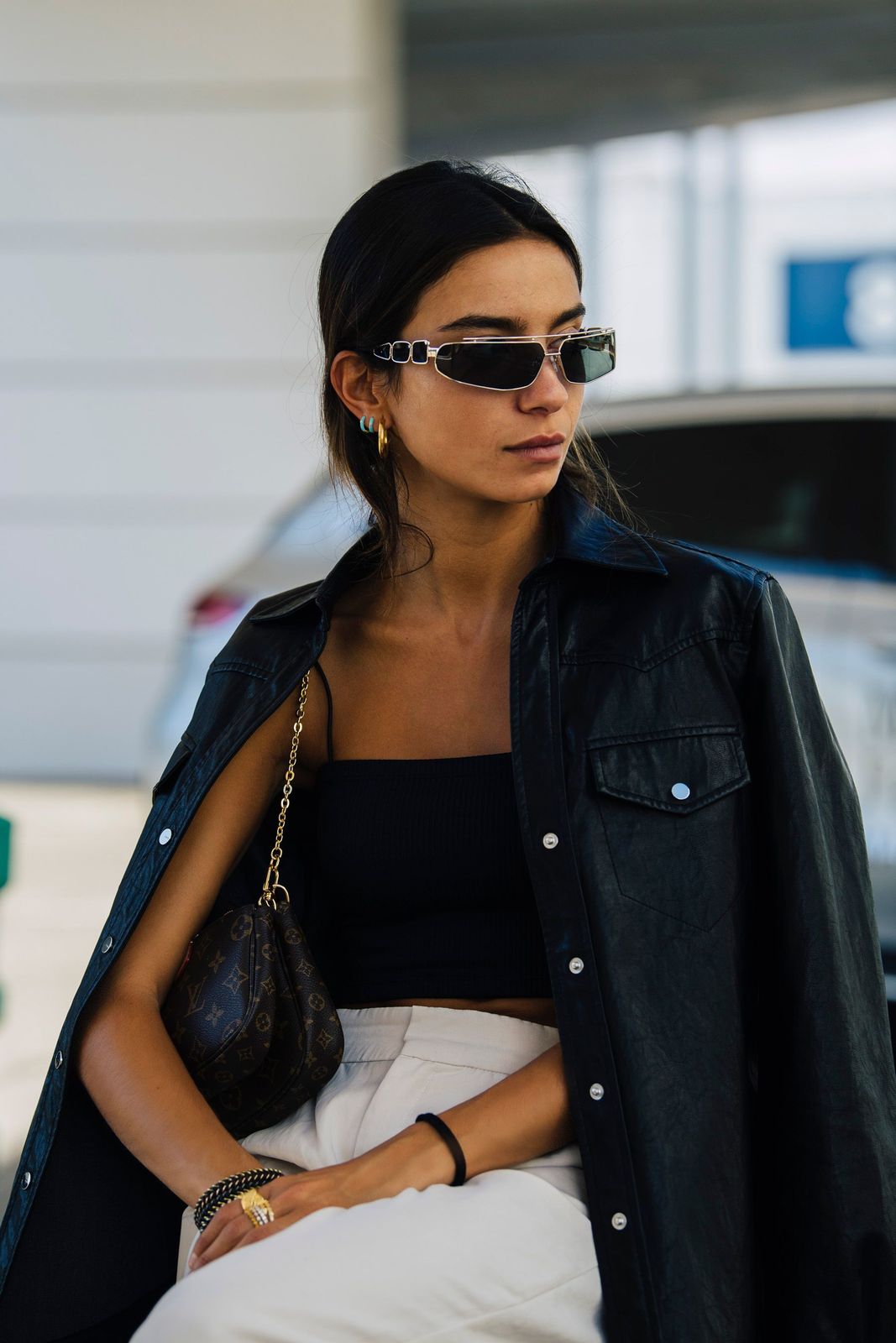 Rust Vest, White Shorts, and Straw Tote Bag Rust Vest, White Shorts, and Straw Tote Bag — Madrid Outfits
