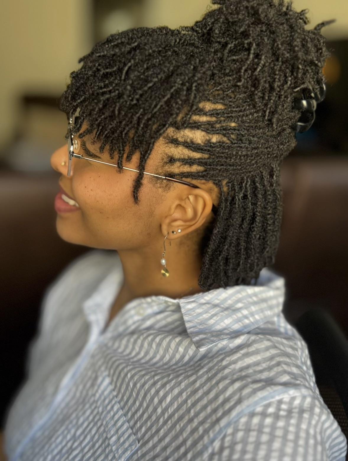 Upstyled Microlocs With Face-Framing Wisps Upstyled Microlocs With Face-Framing Wisps — Short Loc Styles