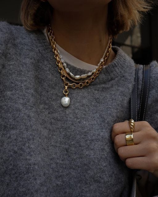 Casual Everyday Outfit Idea — Pearl Jewelry