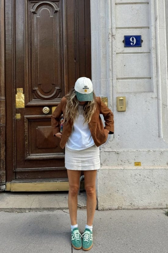 Suede Blazer and Mini Skirt with Green Sneakers Suede Blazer and Mini Skirt with Green Sneakers — Sneakers with Skirt Outfits