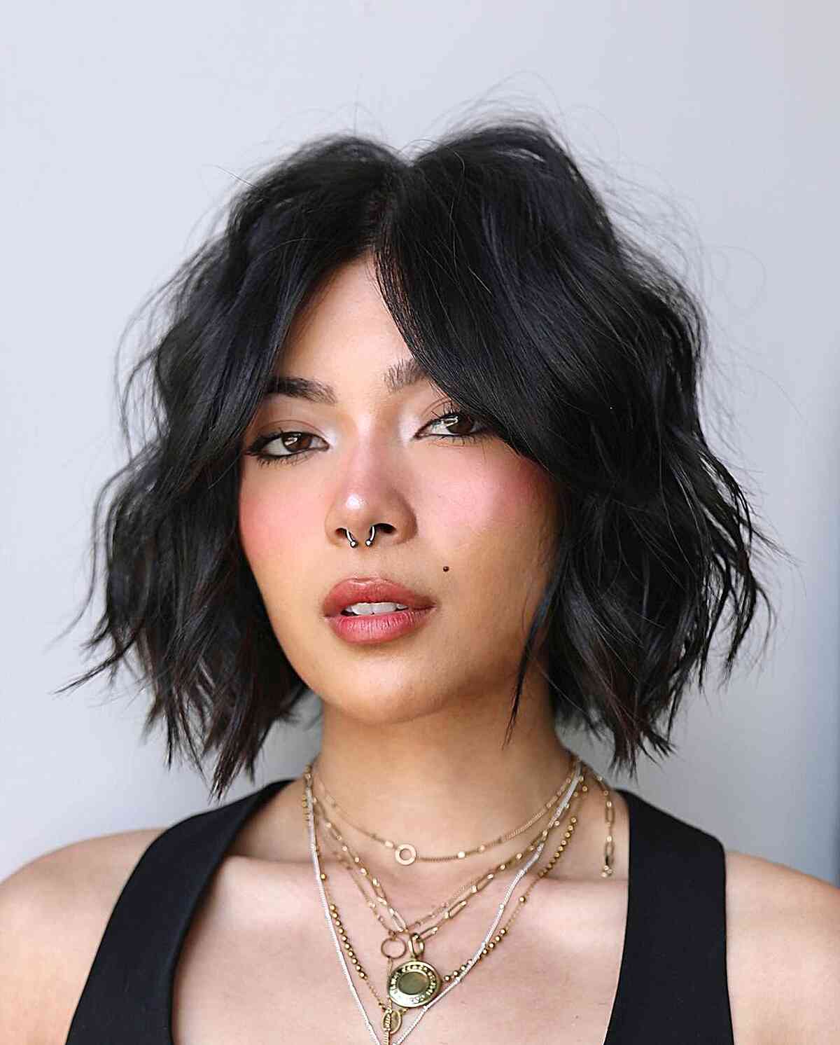 Dark Brown Bob With Choppy Layers Dark Brown Bob With Choppy Layers — Short Layered Hair