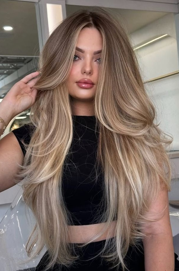 Soft Sand Blonde Melt Long Layered Haircut with Full Face-Framing Layers
