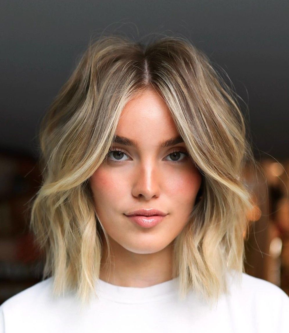 Ash Blonde Lob With Beachy Waves Ash Blonde Lob With Beachy Waves — Haircuts for Oval Faces