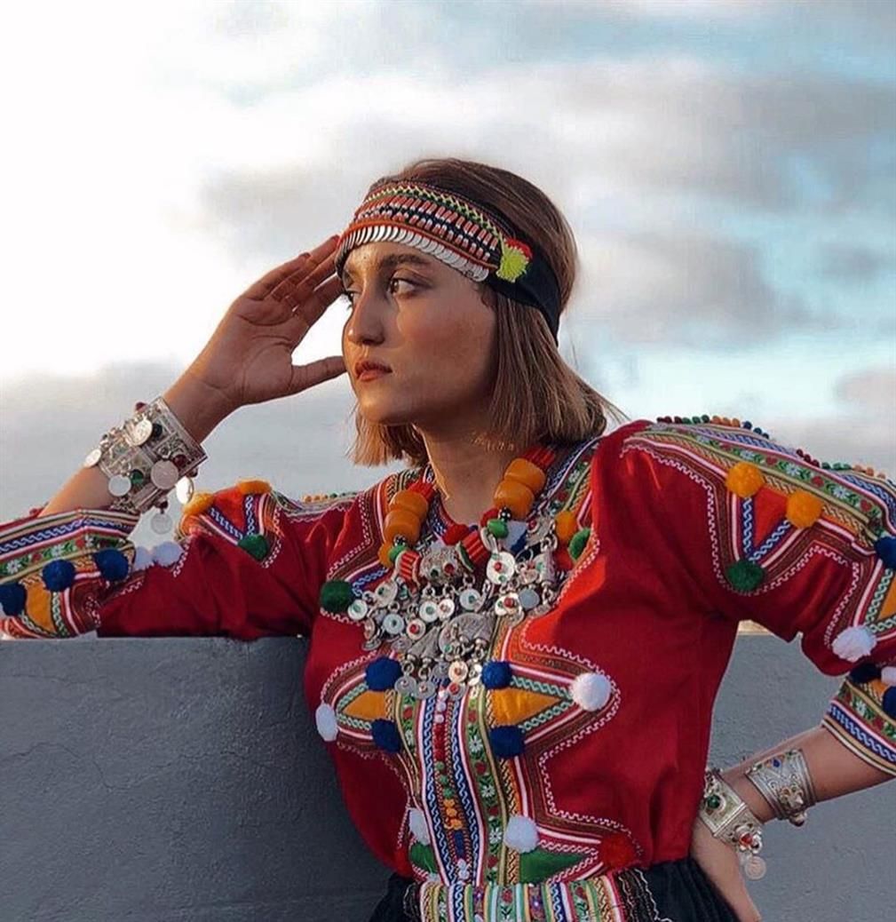 Pom-Pom Kaftan and Silver Jewelry: A Festive Moroccan Statement Pom-Pom Kaftan and Silver Jewelry: A Festive Moroccan Statement — Morocco Outfits