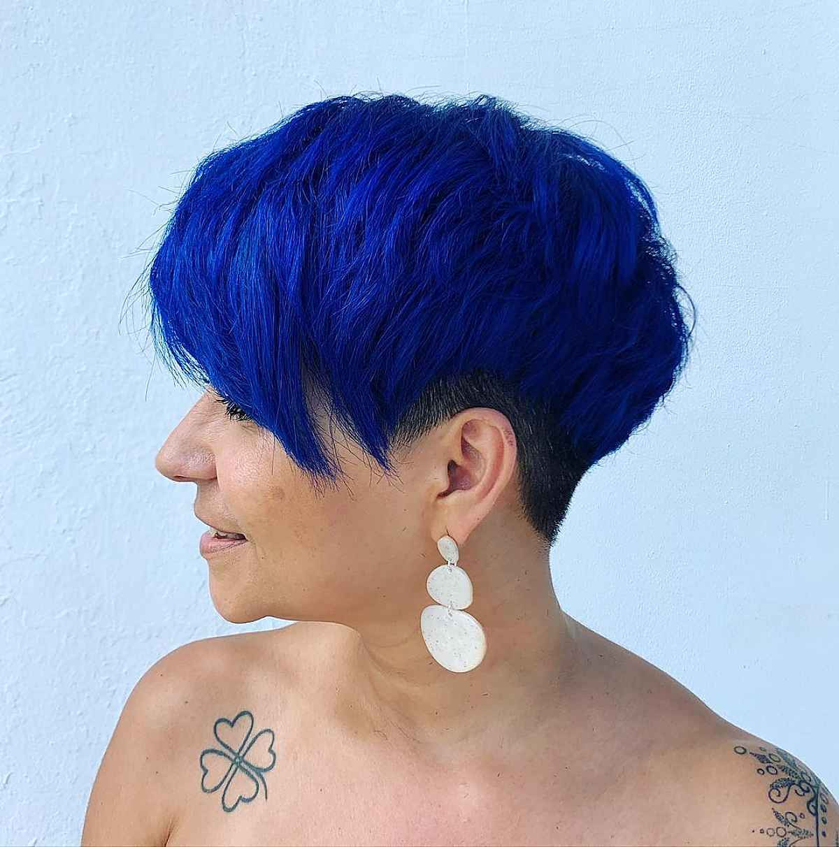Short Cropped Visual Idea Short Cropped Visual Idea — Blue Hair