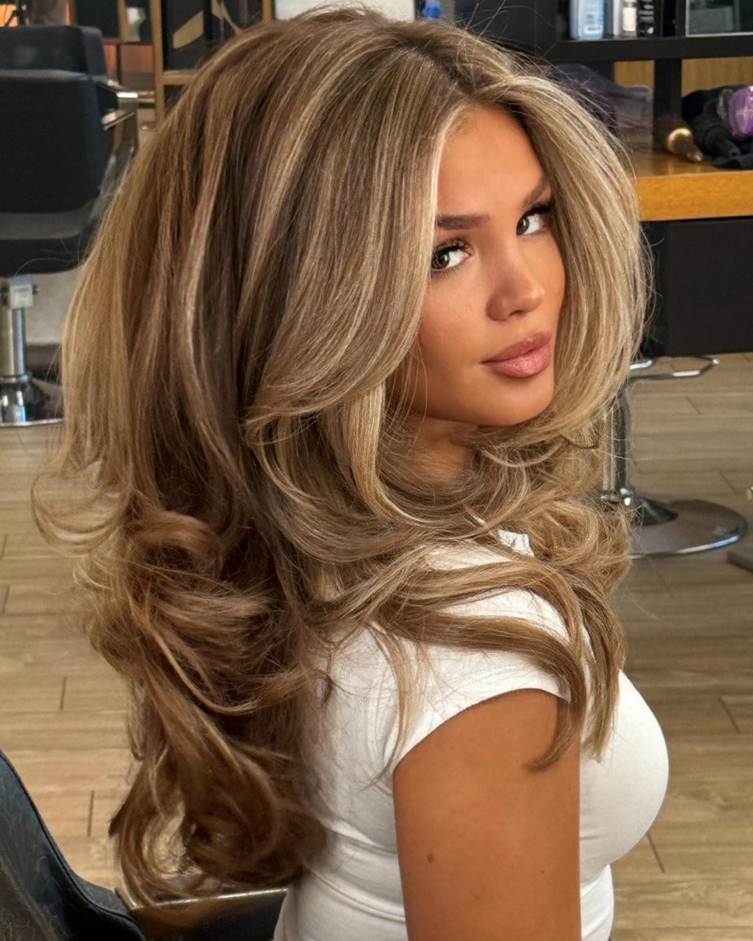 High Contrast Caramel Balayage on Dark Base High Contrast Caramel Balayage on Dark Base — Caramel Blonde