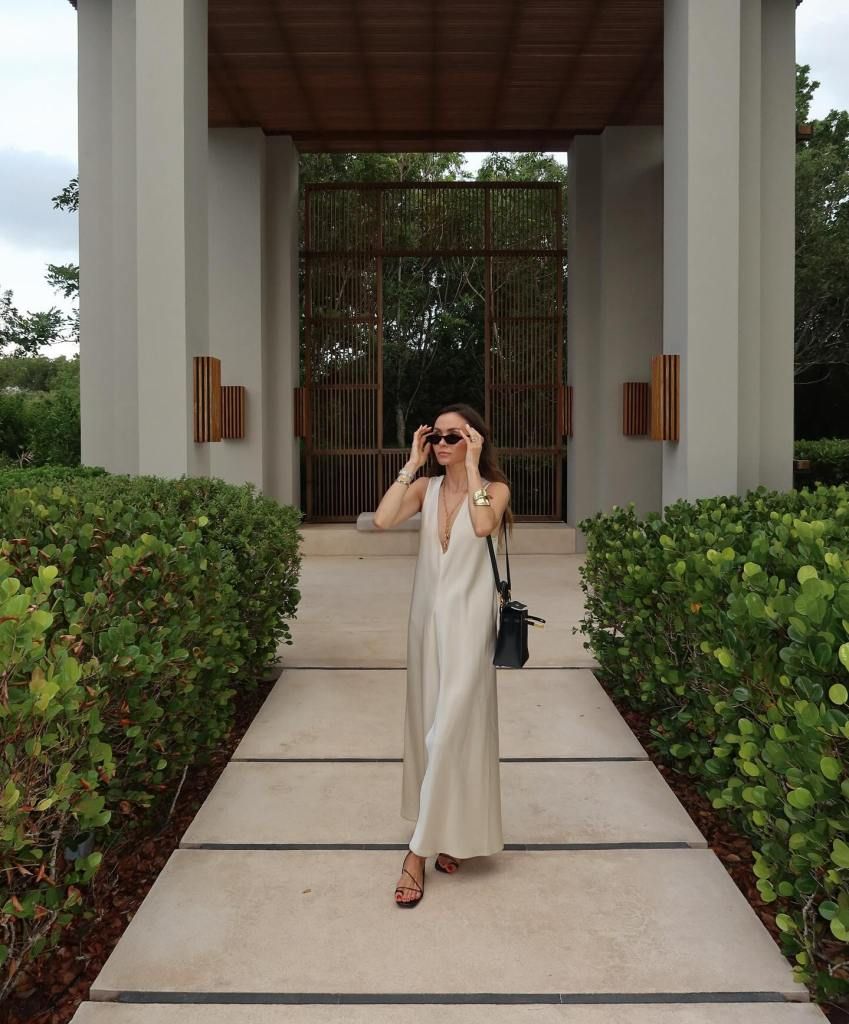 Beige Deep V-Neck Maxi Dress for Sophisticated Resort Wear Maxi Dress Outfits