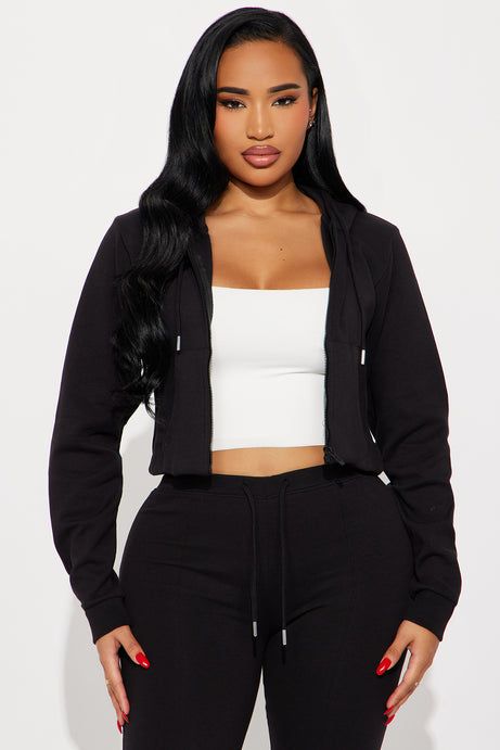 Black Cropped Hoodie Lounge Set for Casual Comfort — Fashion Nova Outfits