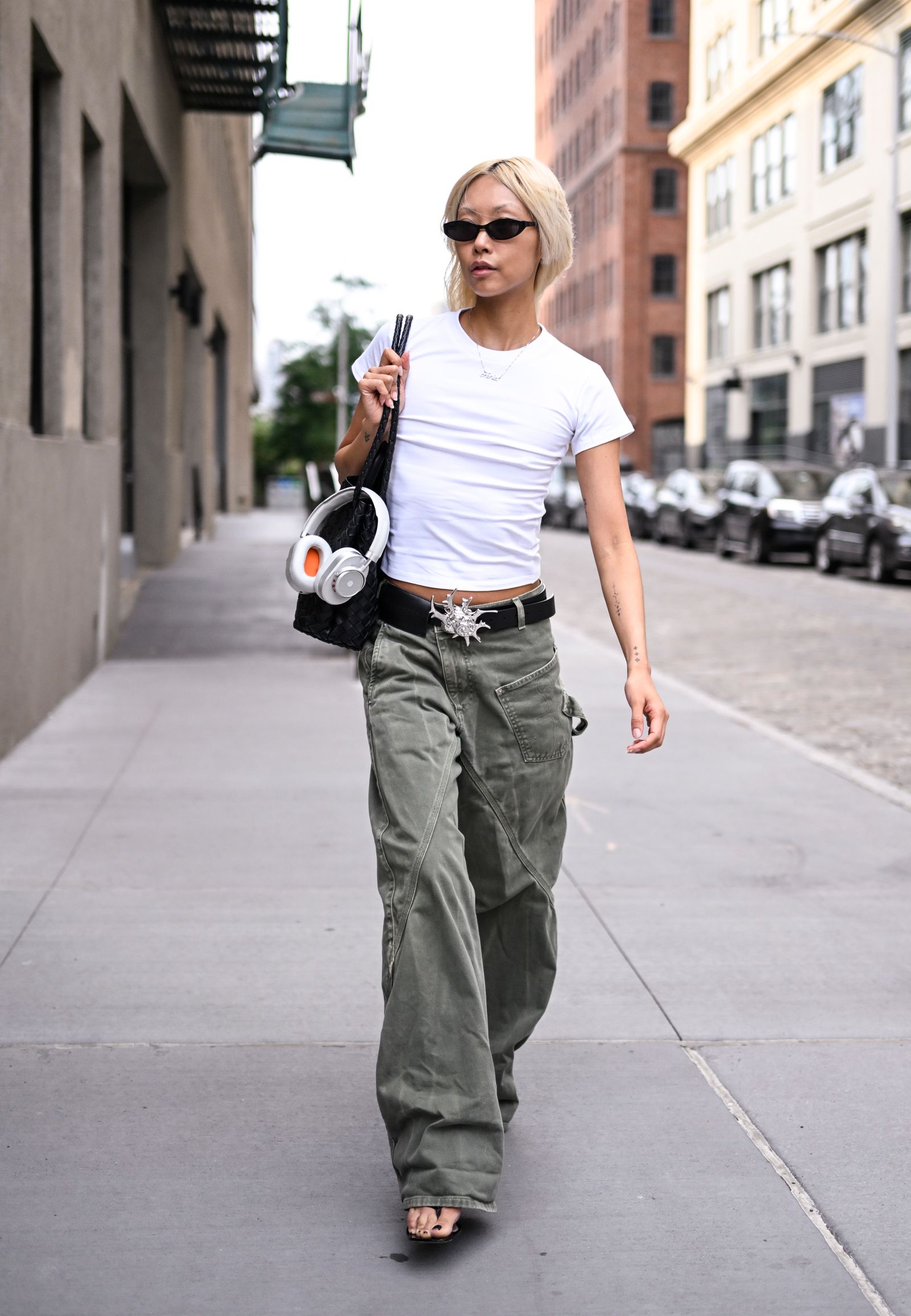 Street Style Edge: Olive Green Cargos with a White Cropped Tee Street Style Edge: Olive Green Cargos with a White Cropped Tee — Cargo Pants