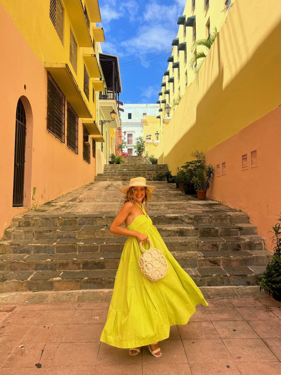 Neon Yellow Halter Maxi Dress for Daytime Events Neon Yellow Halter Maxi Dress for Daytime Events — Puerto Rico Outfits