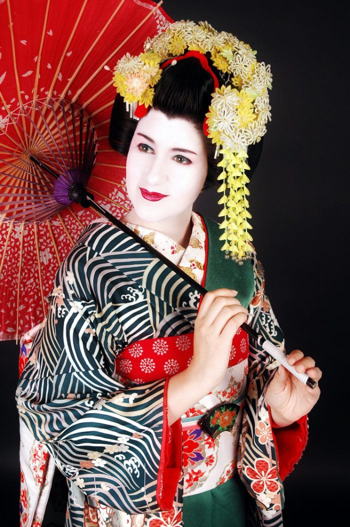 Full Maiko Attire with Ornate Kimono and Red Umbrella — Kyoto Outfits