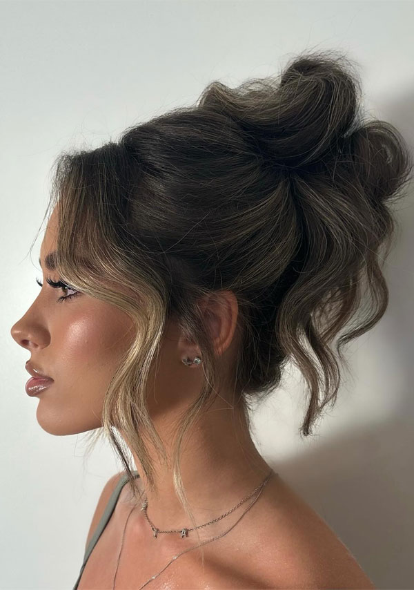 Voluminous Messy High Bun