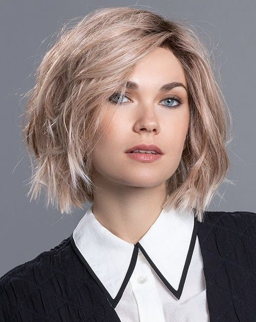Wavy Blonde Bob With Root Shadow Wavy Blonde Bob With Root Shadow — Frontal Wig Styles
