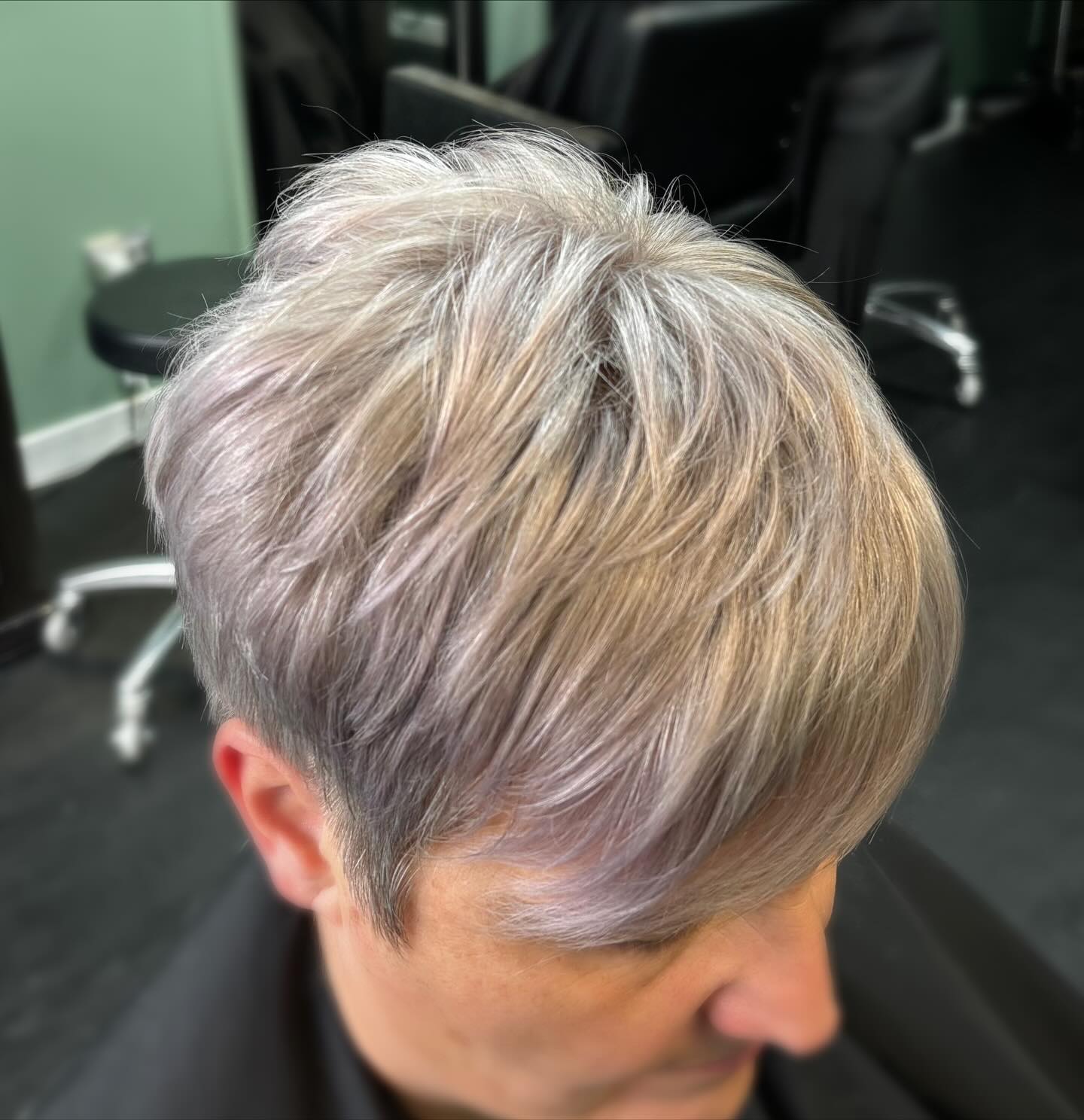 Collarbone Shag With Full Fringe — Choppy Layers