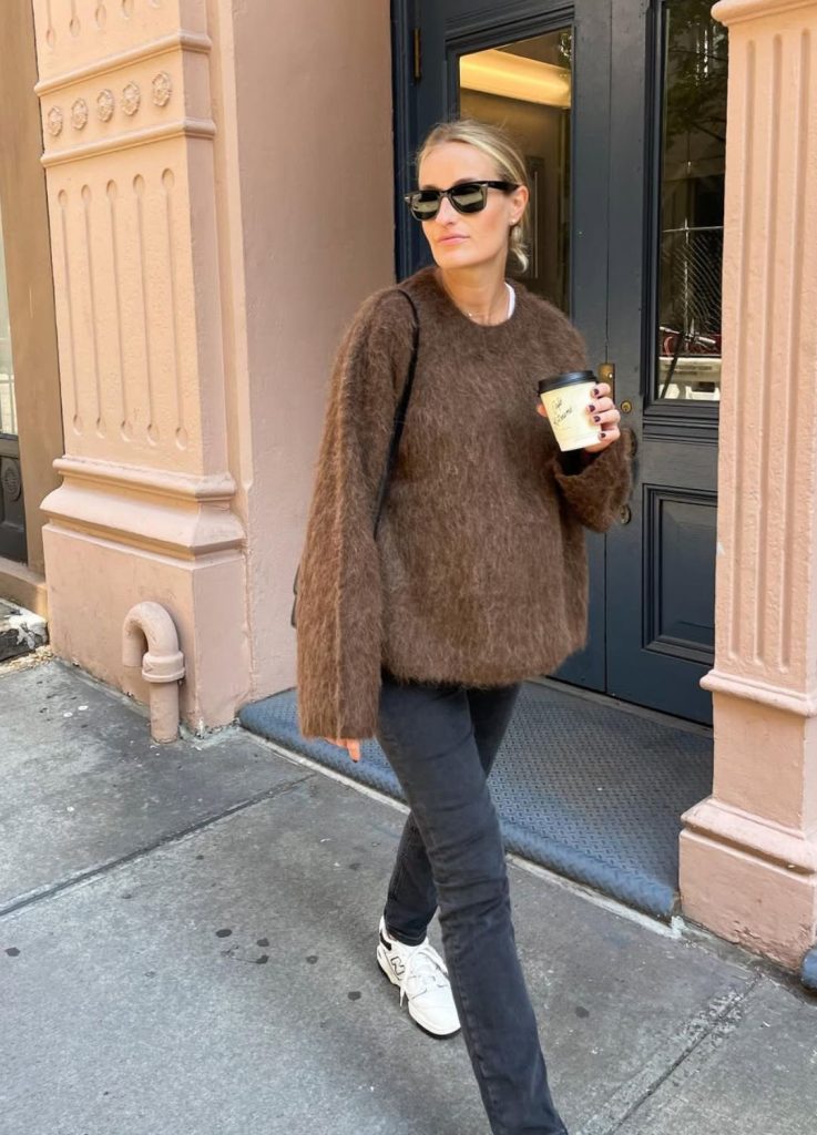 Cozy Daytime Outfit: Charcoal Grey Skinny Jeans with Fuzzy Sweater — Skinny Jeans Outfits