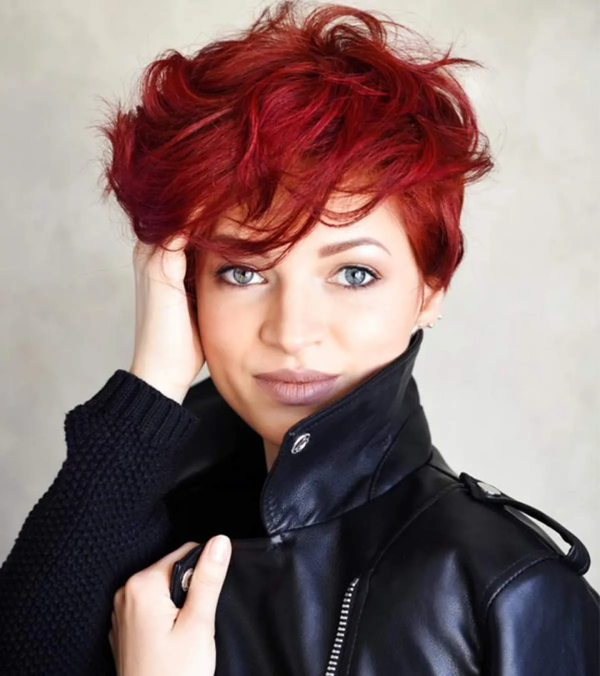 Short Vibrant Red Textured Cut — Fluffy Hair