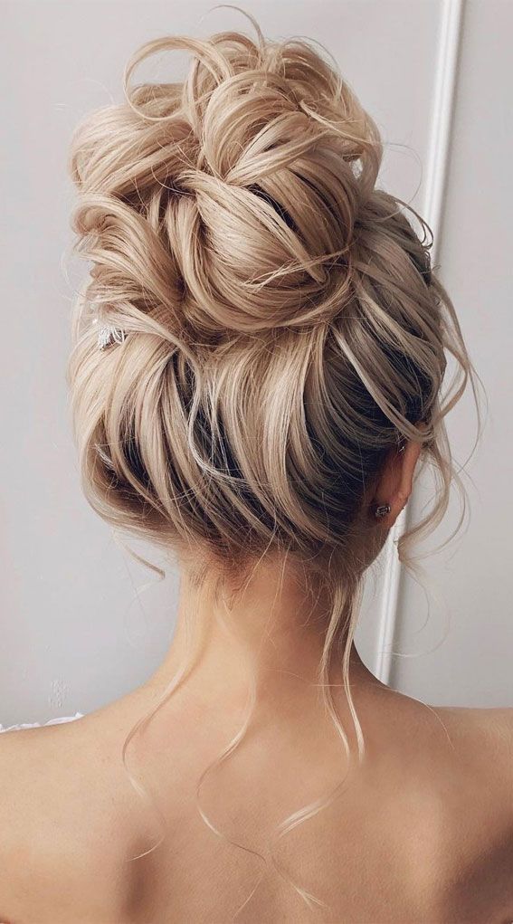 Platinum Blonde Curly Thick Updo Platinum Blonde Curly Thick Updo — Messy Updo