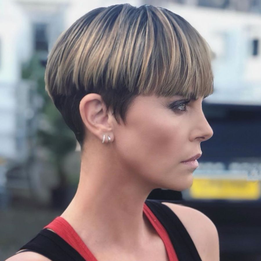 Soft Dimension Dark Blonde Bowl Cut Soft Dimension Dark Blonde Bowl Cut