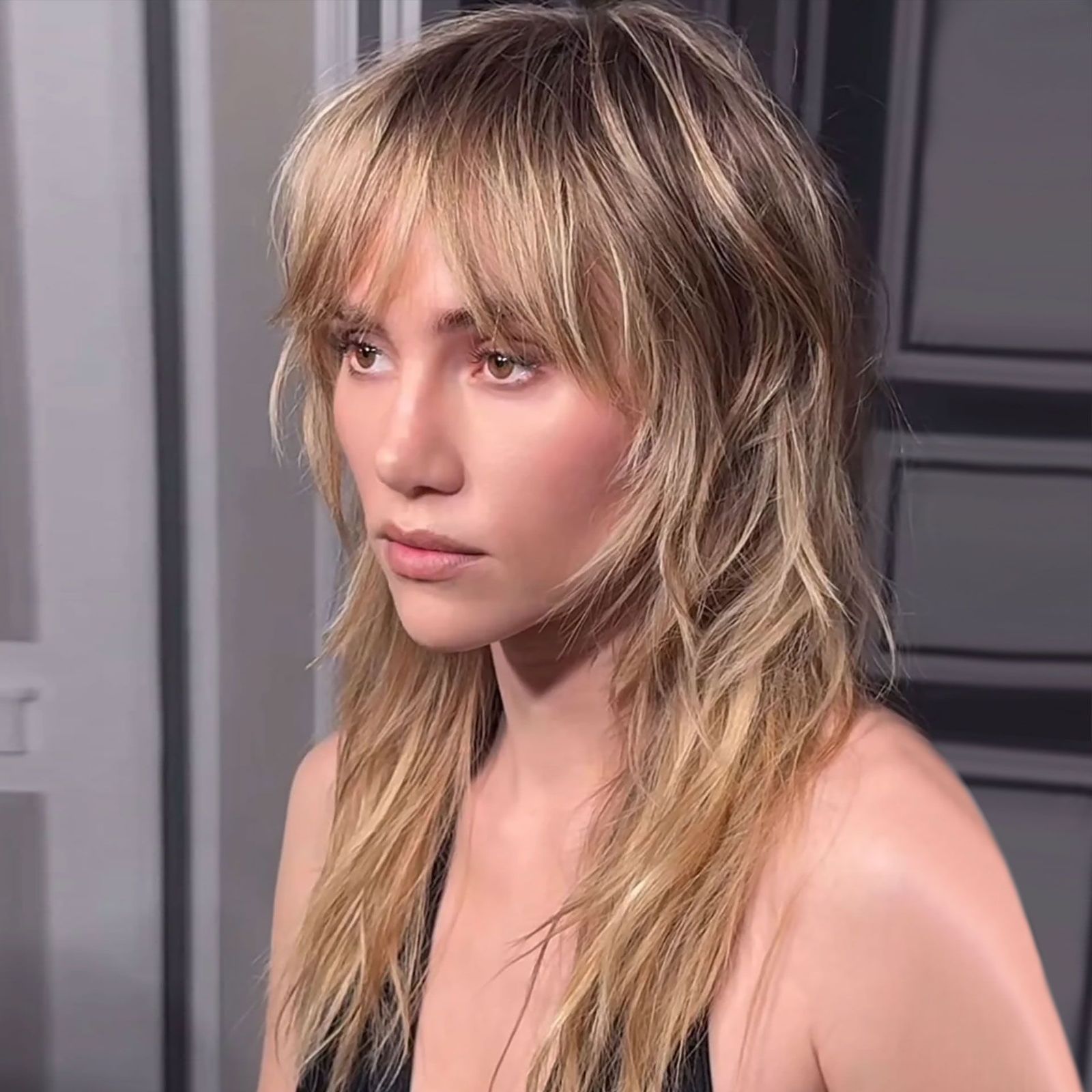 Honey Blonde Shag With Choppy Bangs Honey Blonde Shag With Choppy Bangs — Long Shag