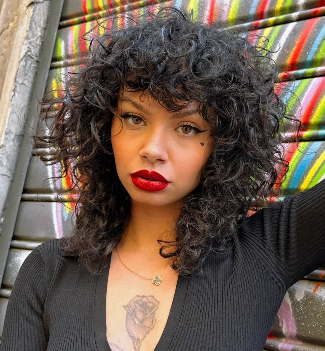 Mid-Back Visual Idea — Curly Shag