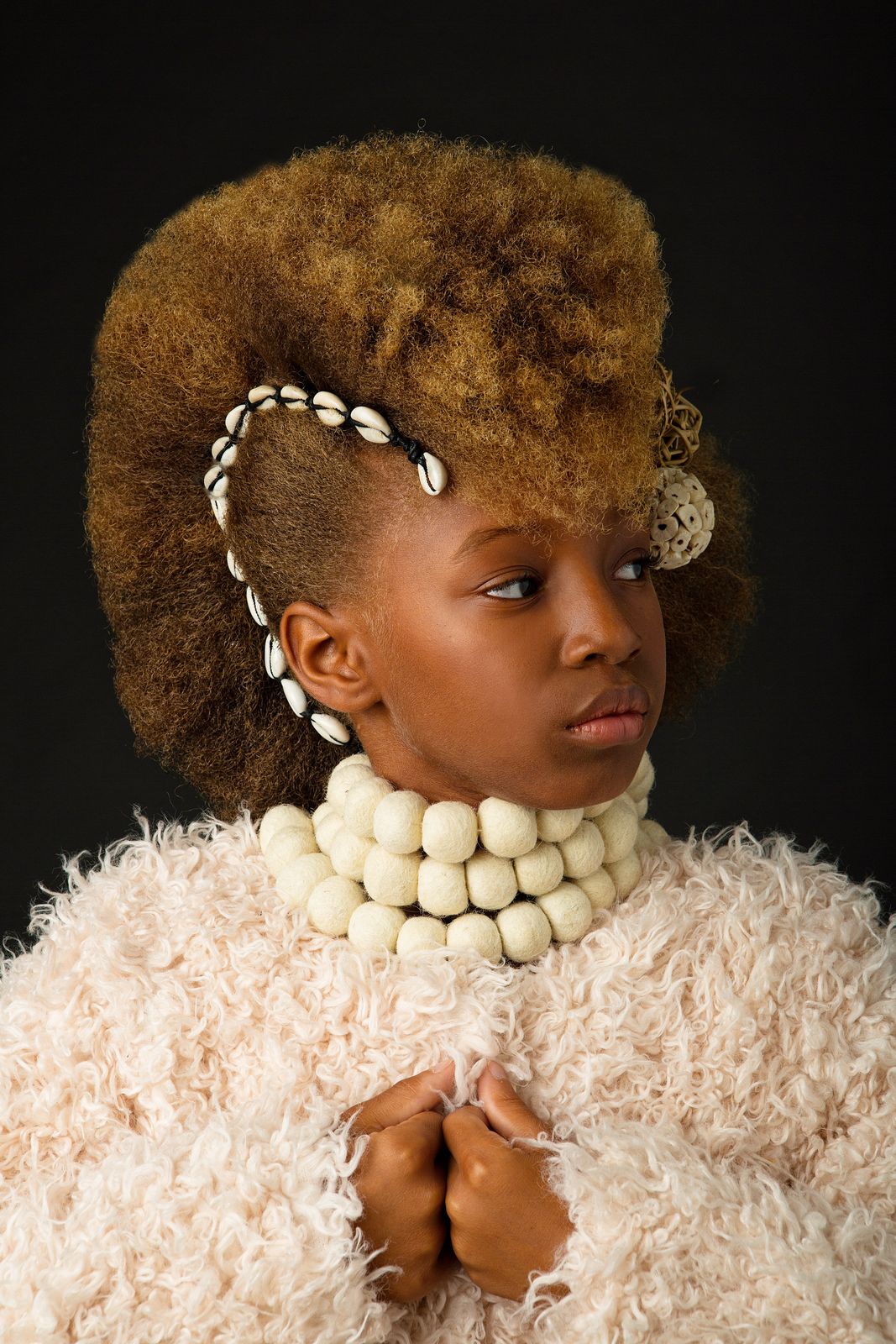Shoulder Visual Idea — Photoshoot Hairstyles
