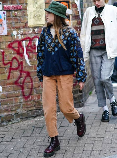 Casual Street Style Outfit Idea Casual Street Style Outfit Idea — Doc Martens Outfits