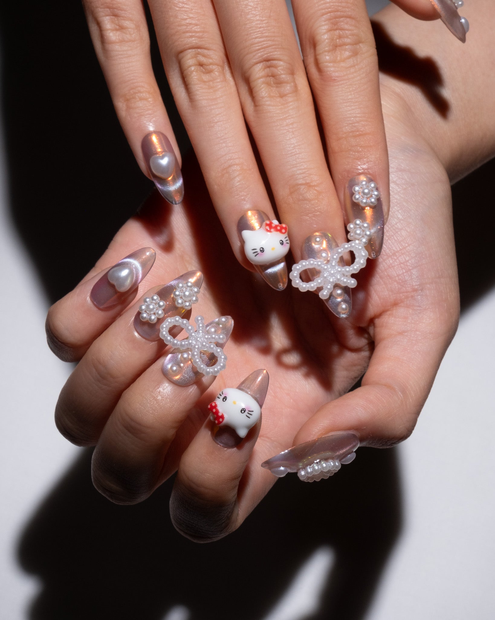 Glamorous Iridescent Chrome Hello Kitty Stilettos — Sanrio Nails