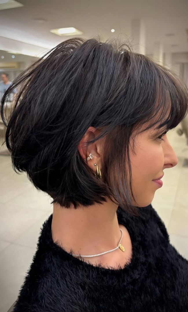 Piecey Dark Bixie with Shattered Fringe Piecey Dark Bixie with Shattered Fringe — Wash and Go Haircuts