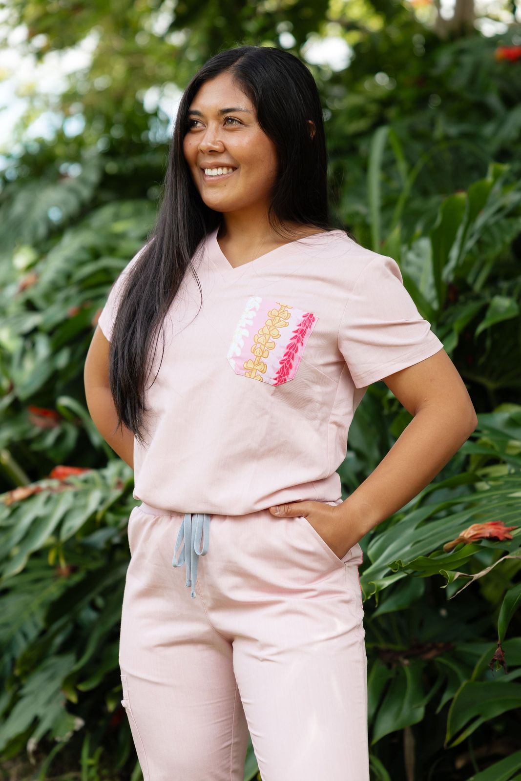 Light Pink Drawstring Scrub Pants and Top Light Pink Drawstring Scrub Pants and Top — Scrubs Outfits