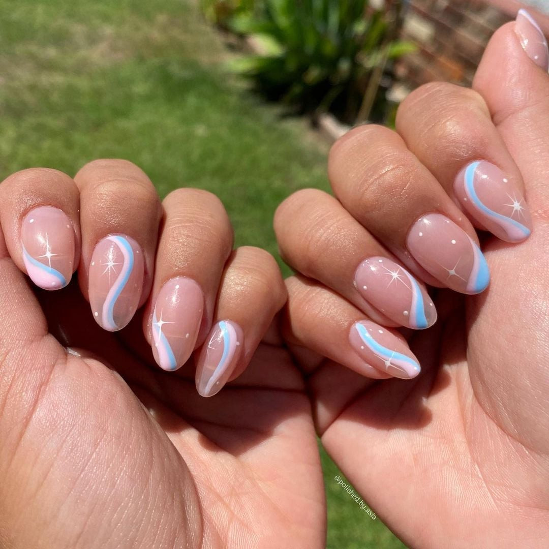 Delicate Wavy Line Reveal Nails Delicate Wavy Line Reveal Nails — Gender Reveal Nails