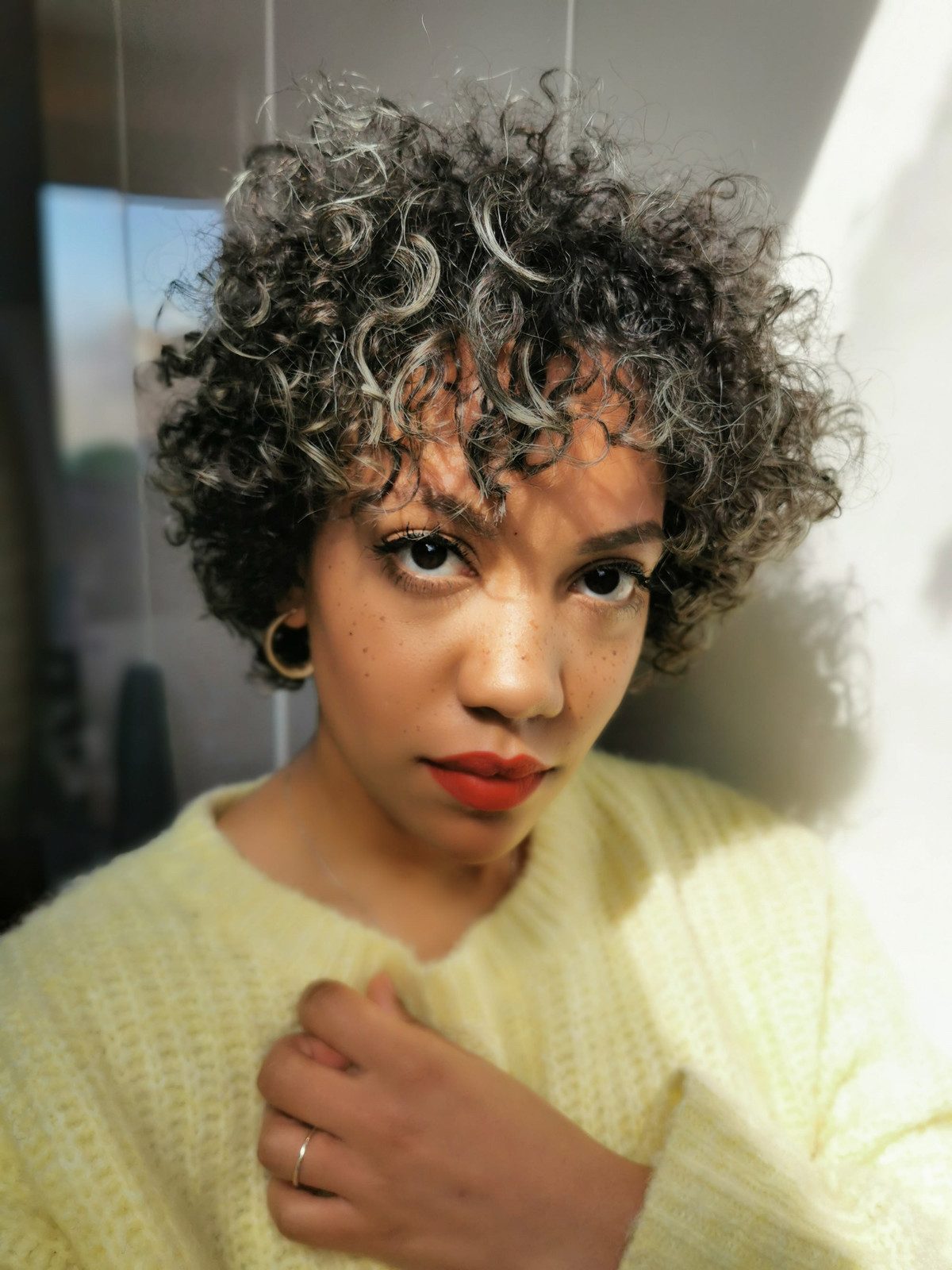 Voluminous Curly Bob With Highlights — Big Chop Hairstyles