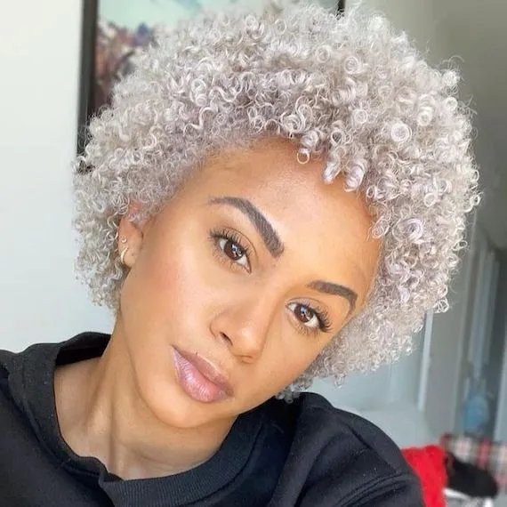 Ash Blonde With Platinum Highlights Visual Idea — Short Blonde Hair