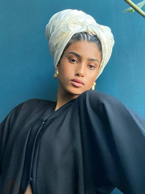 Cream Turban With Subtle Gold Embroidery Cream Turban With Subtle Gold Embroidery — Turban Styles