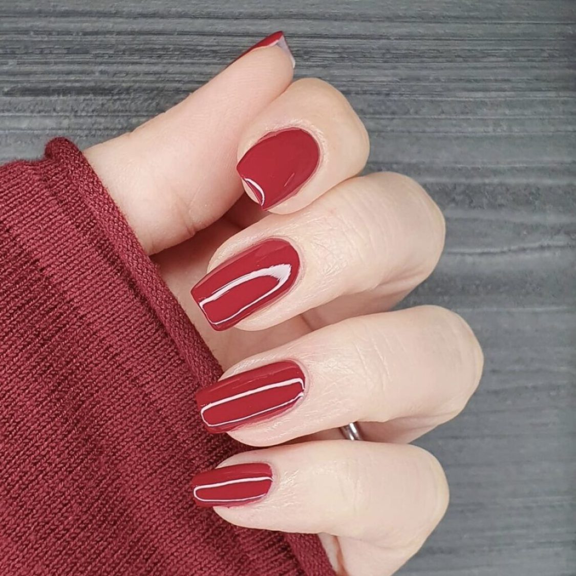 Medium Coffin Deep Glossy Red — Realtor Nails