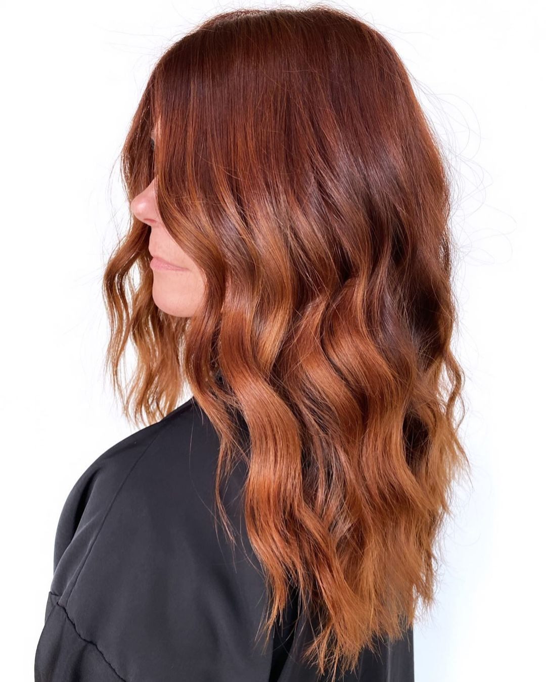 Vibrant Mid-Back Auburn Blowout Vibrant Mid-Back Auburn Blowout — Dark Auburn Hair